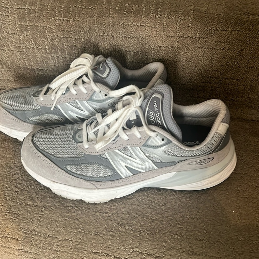 New Balance 990